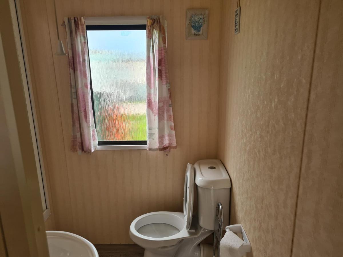 Дом отдыха 4 Berth Golden Sands *