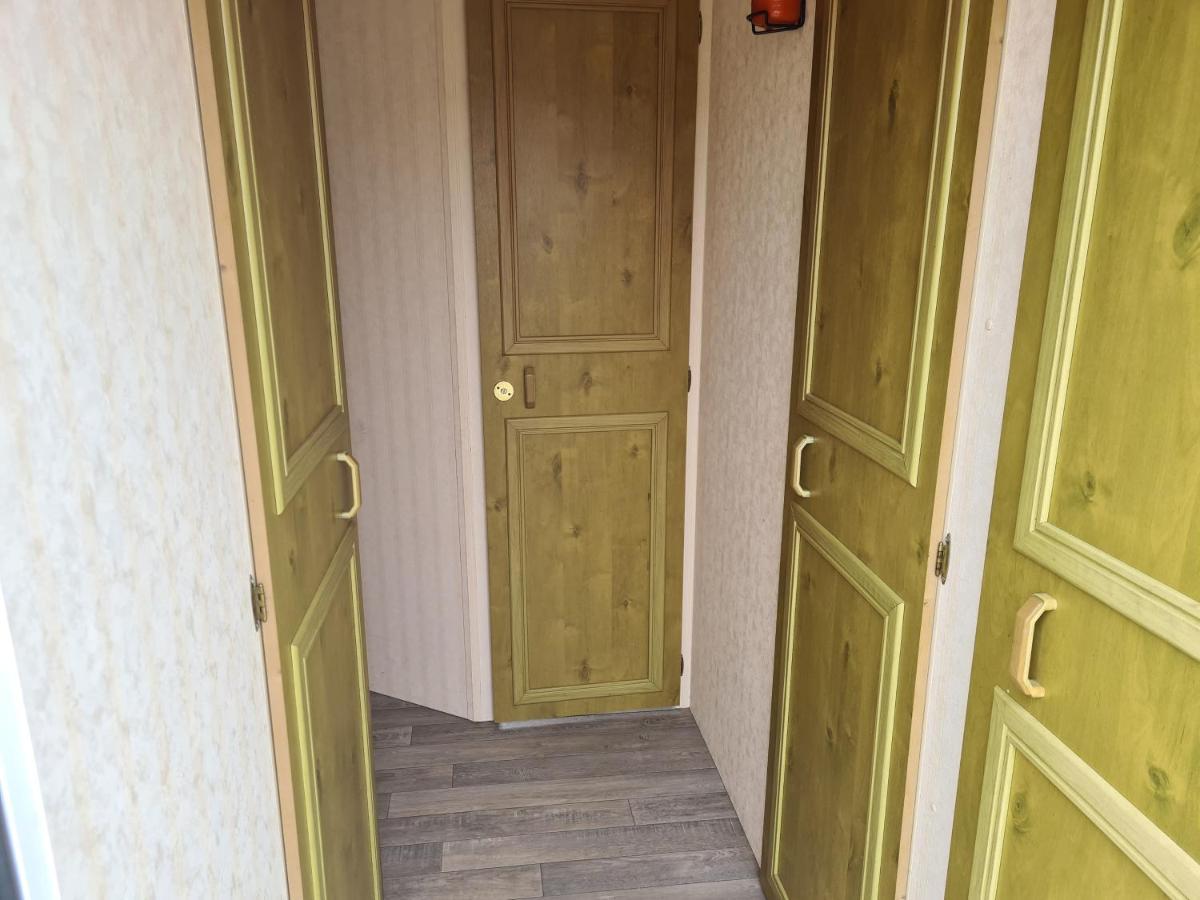 Дом отдыха 4 Berth Golden Sands