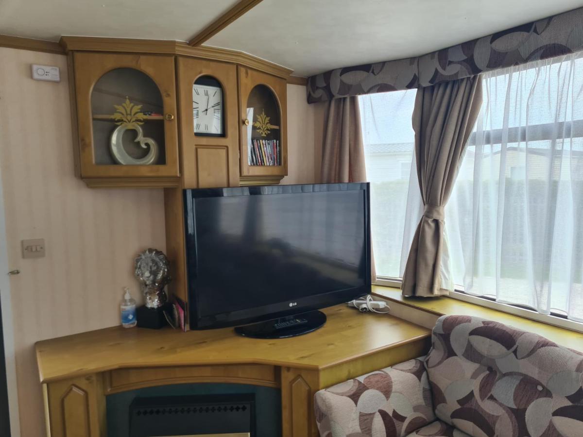 Дом отдыха 4 Berth Golden Sands *